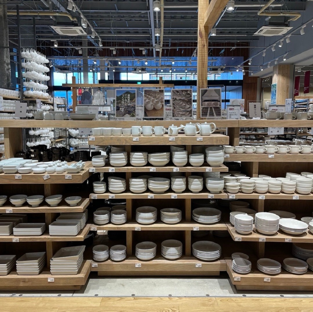 新大村駅前】波佐見町でつくられている、無印良品の食器たち！『白磁